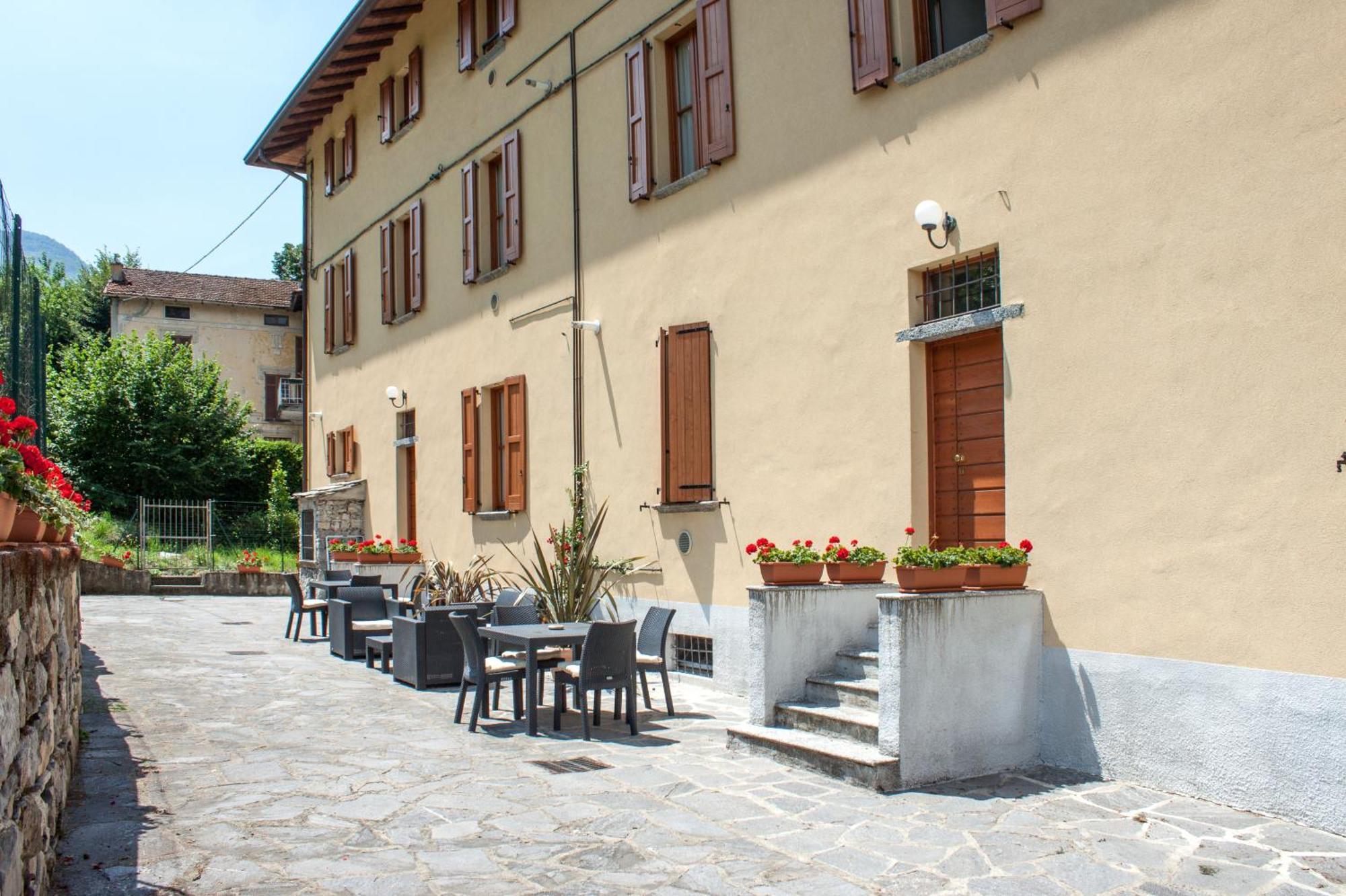 בלאג'יו Appartamenti Villa Giulia מראה חיצוני תמונה